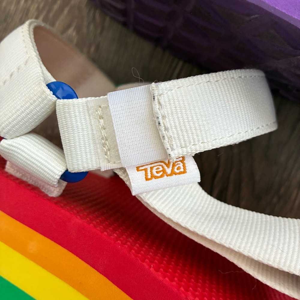 Teva Flatform Universal Rainbow Pride Sandals - Picture 13 of 16